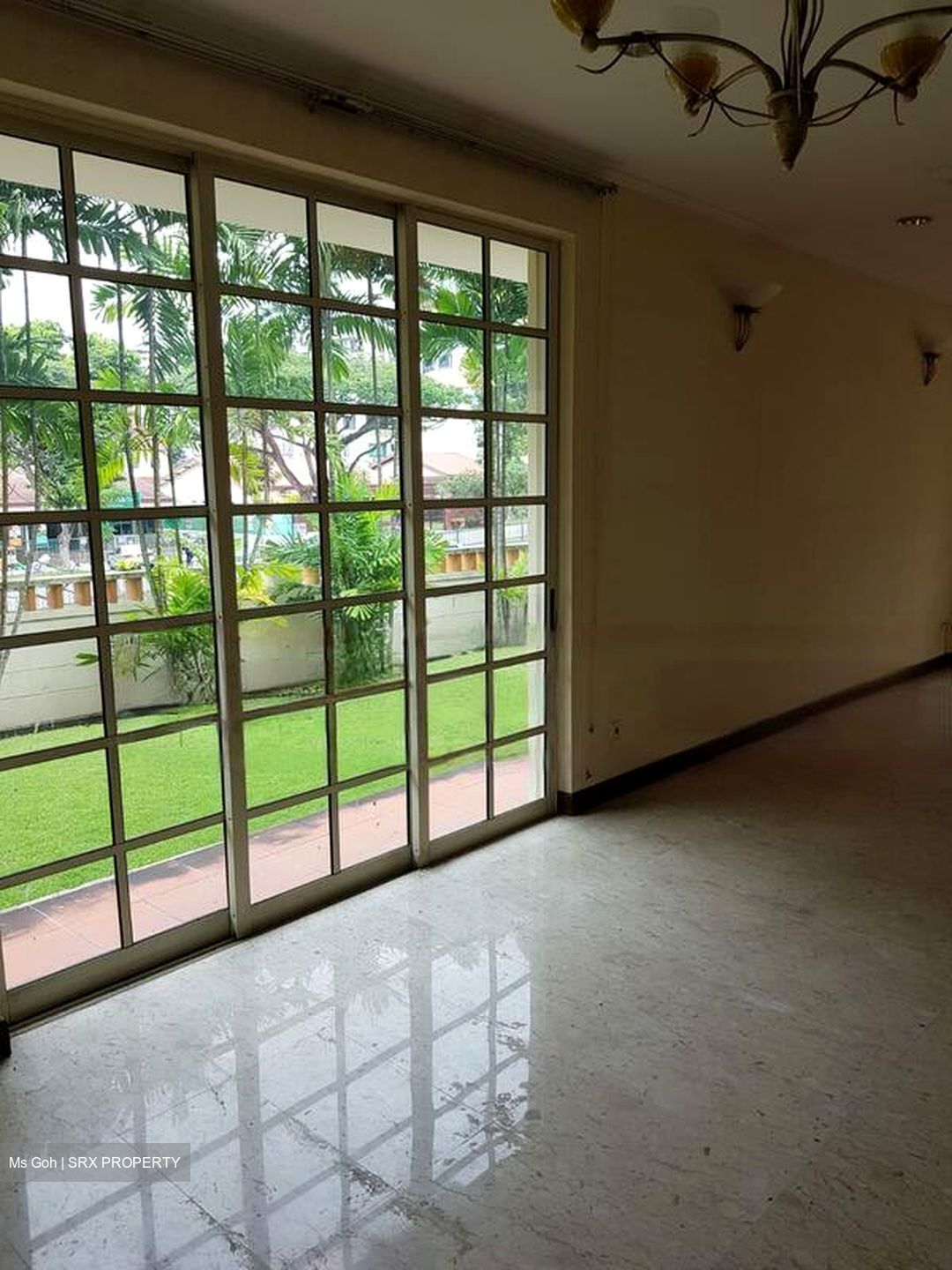 Mera Terrace (D16), Terrace #528274151